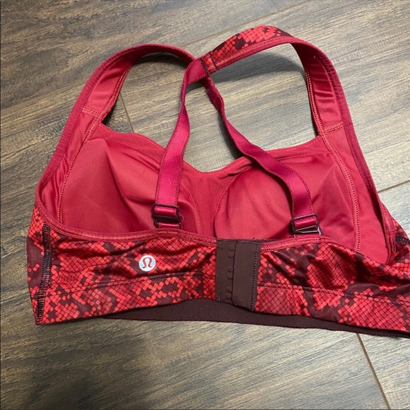 LULULEMON Ta Ta Tamer III - Picture 9 of 10